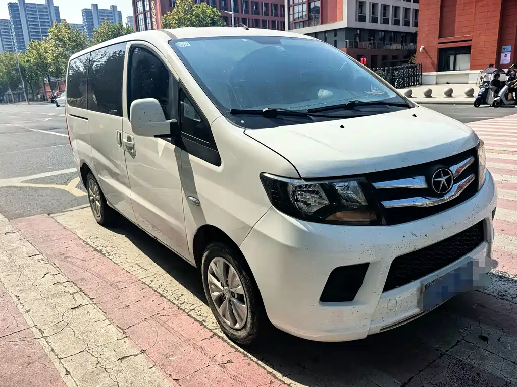 JAC Refine Refine M3 — миниатюра 3