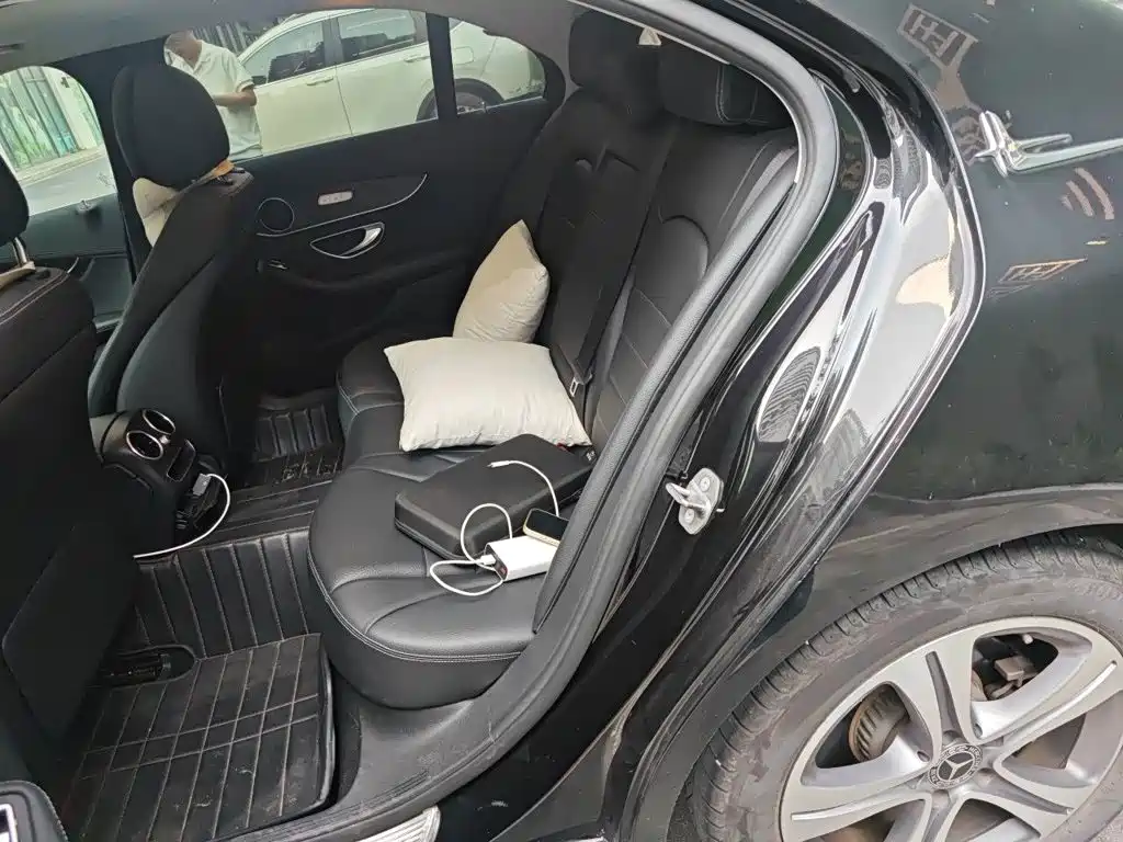 Mercedes-Benz C-Class — миниатюра 18