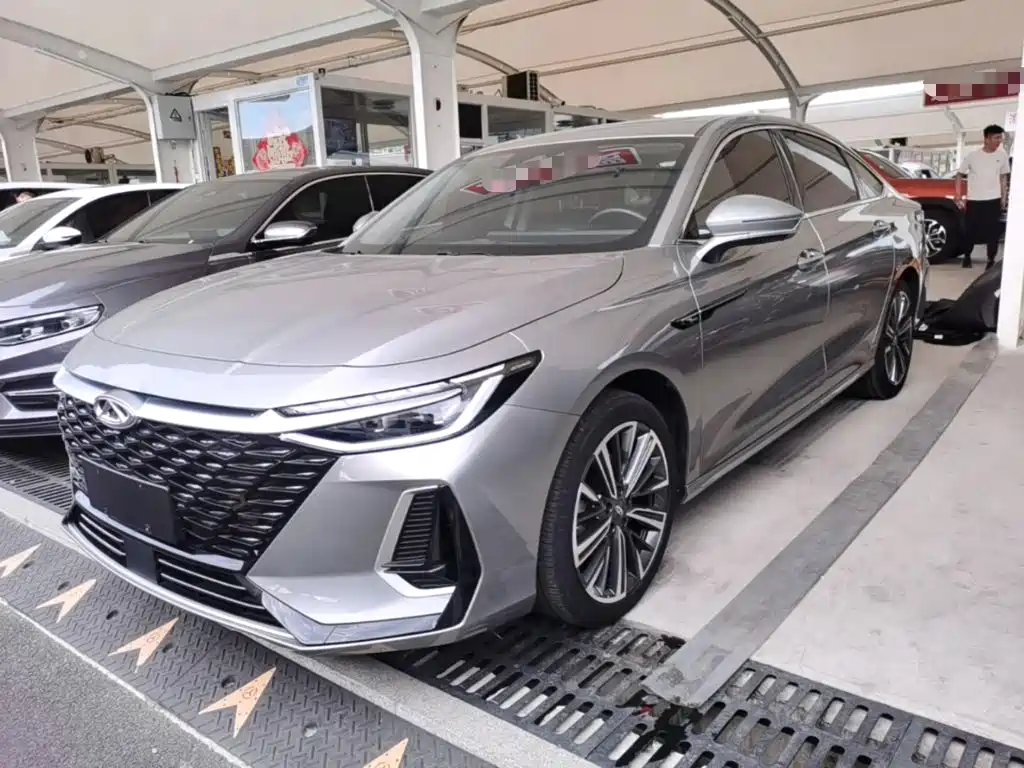 Chery Arrizo 8