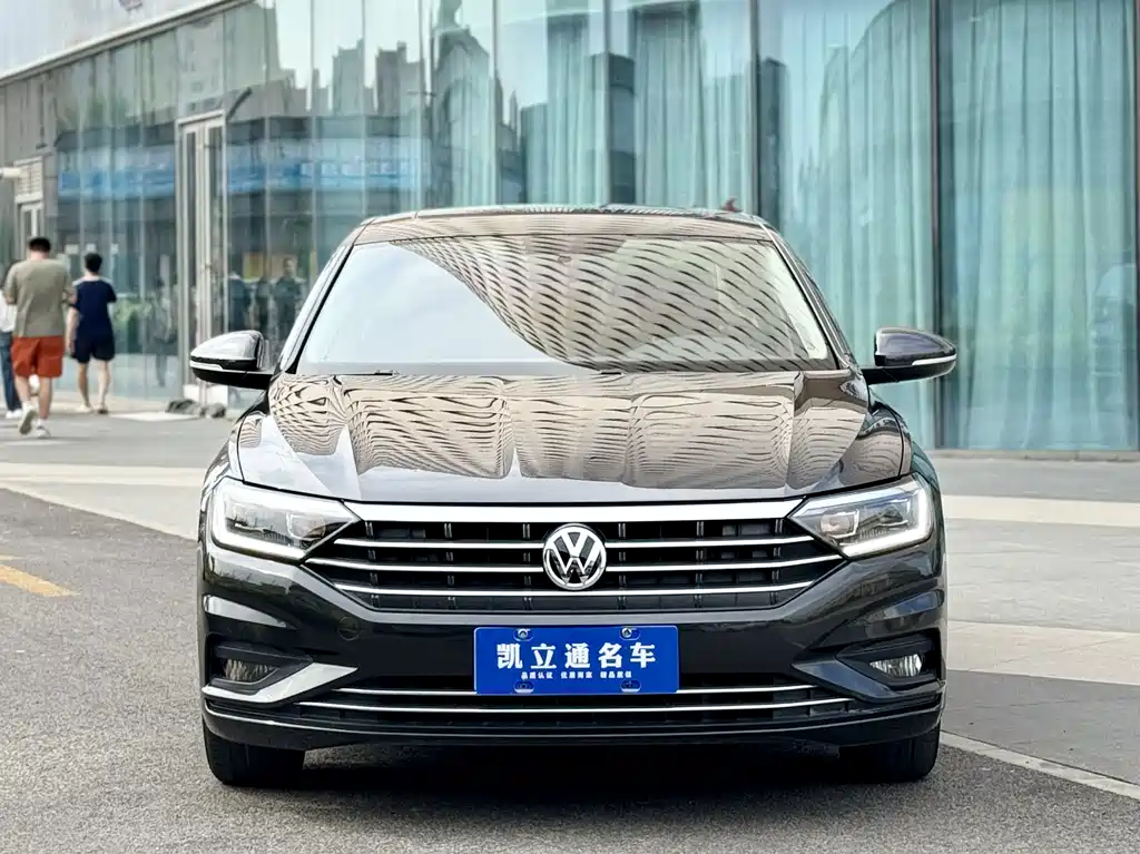 Volkswagen Sagitar — миниатюра 2