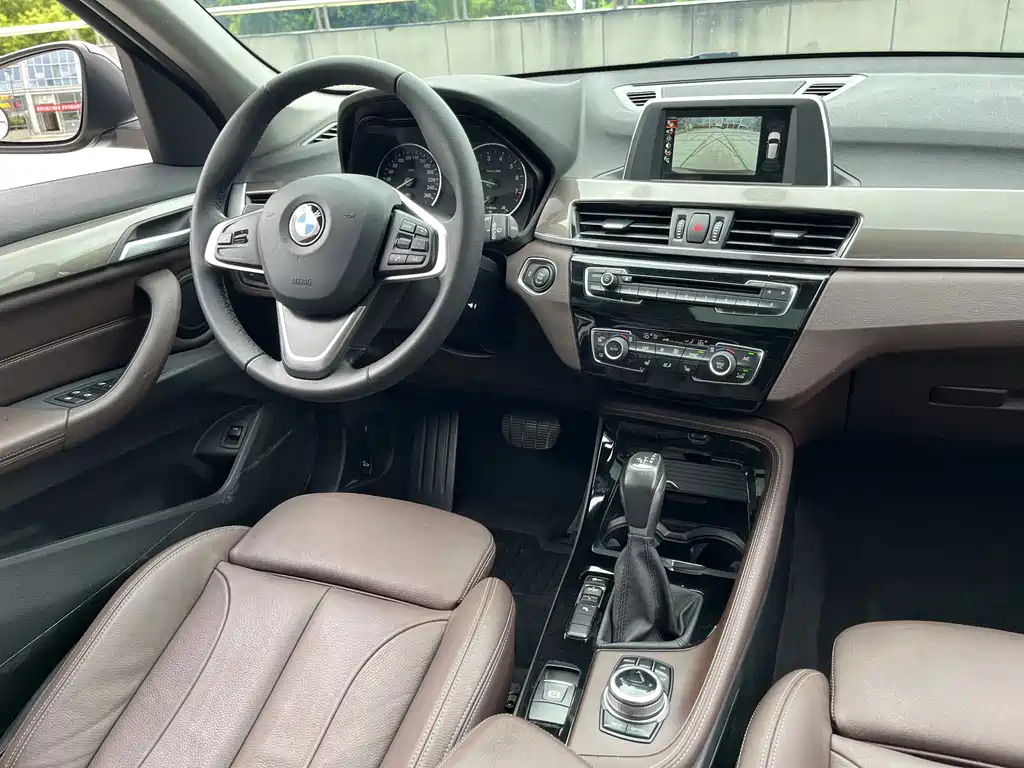 BMW X1 — миниатюра 9