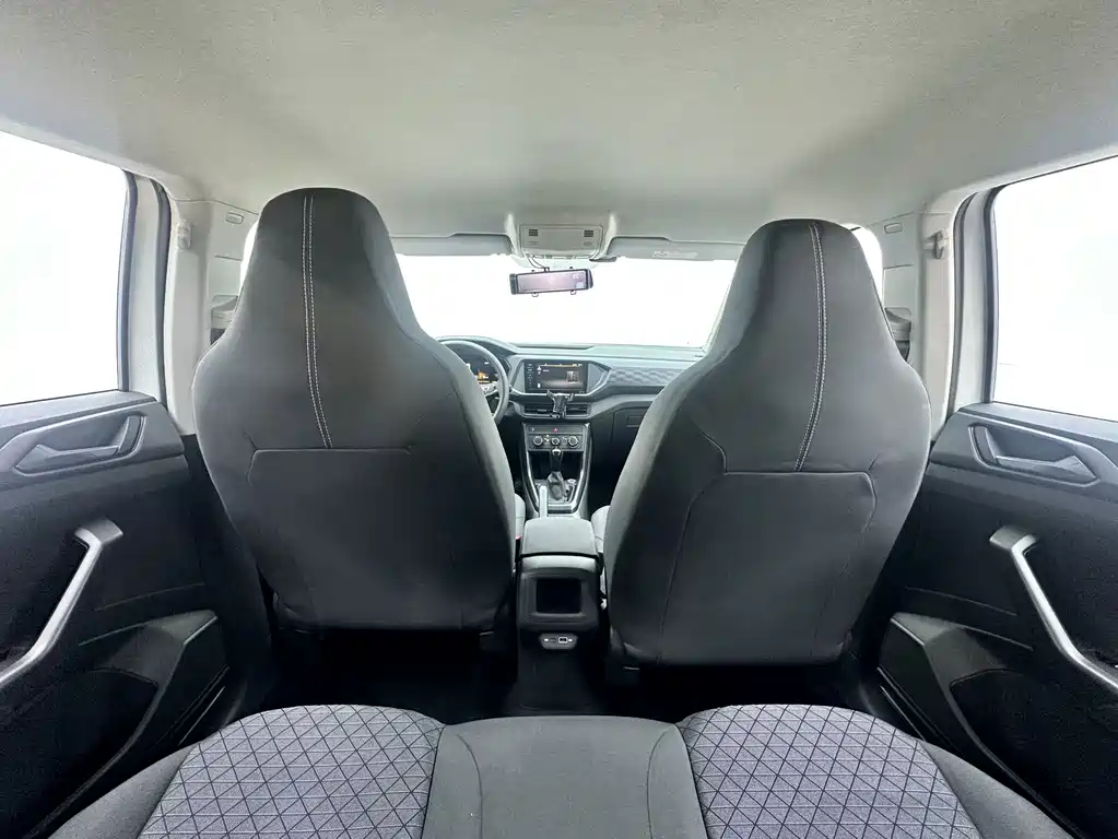 Volkswagen T-Cross — миниатюра 7