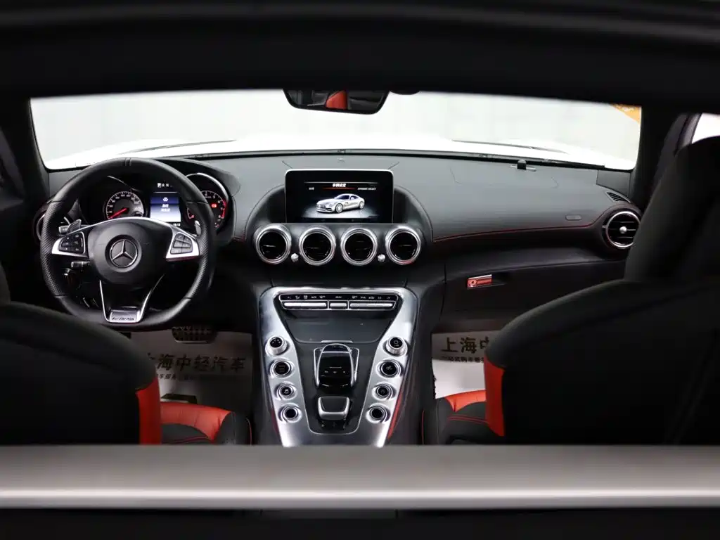 Mercedes-Benz AMG GT — миниатюра 12