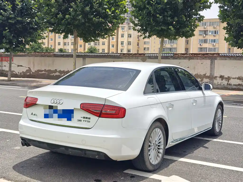 Audi A4L 2016 35 TFSI AT