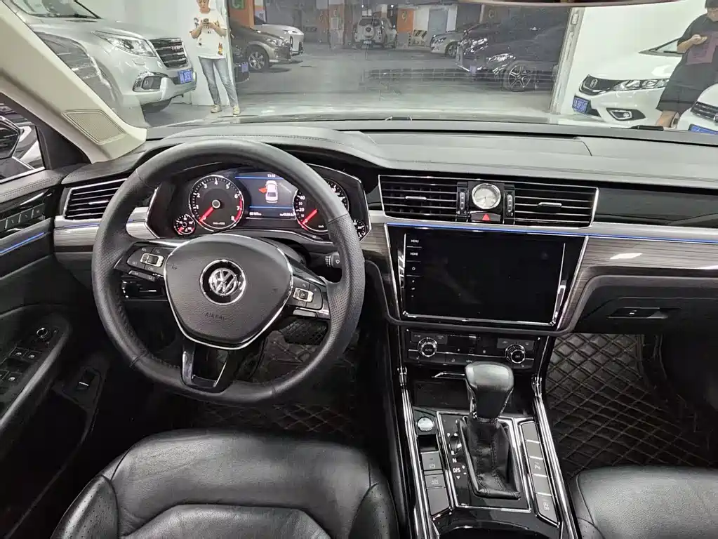 Volkswagen Phideon — миниатюра 15