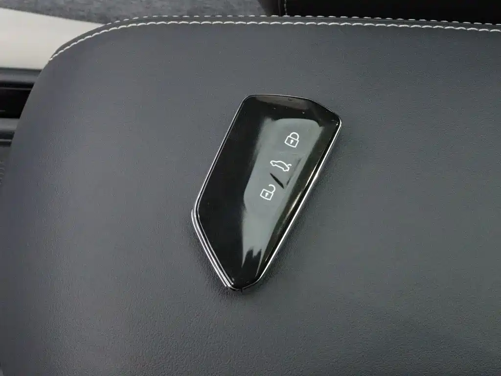 Volkswagen ID.4 Crozz — миниатюра 13