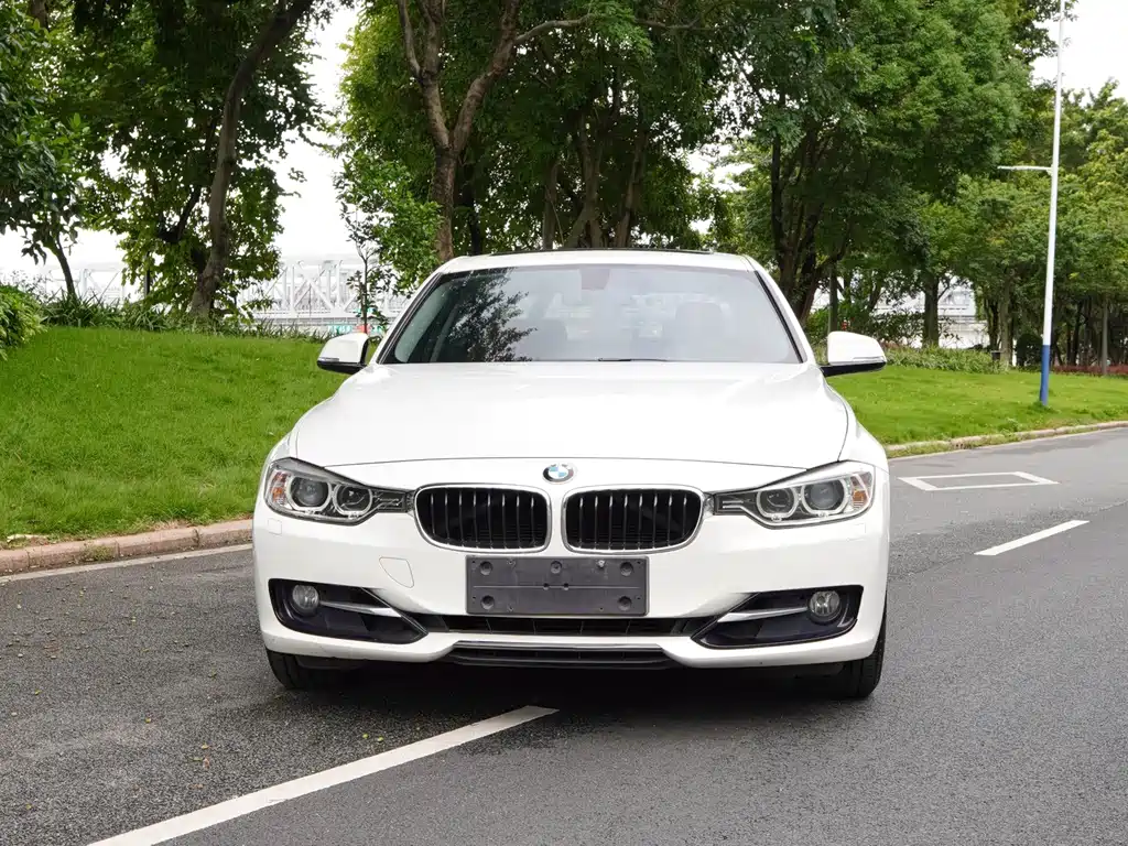 BMW 3 Series — миниатюра 2