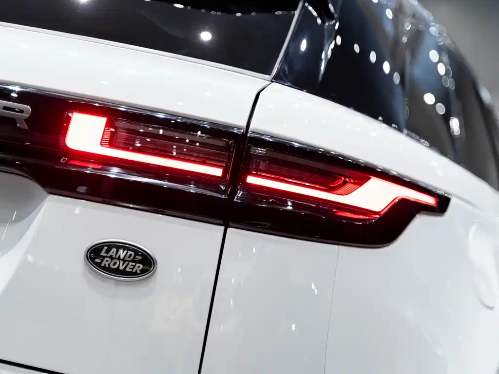 Land Rover Range Rover Velar 2024 Dynamic SE