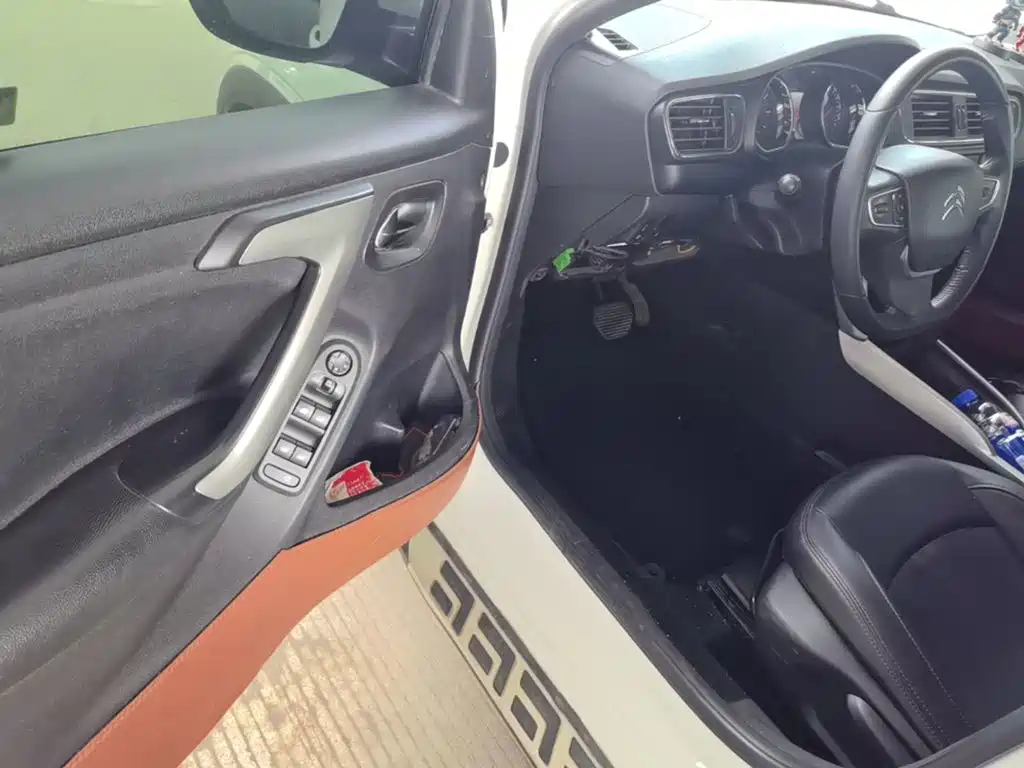 Citroen C3-XR — миниатюра 16
