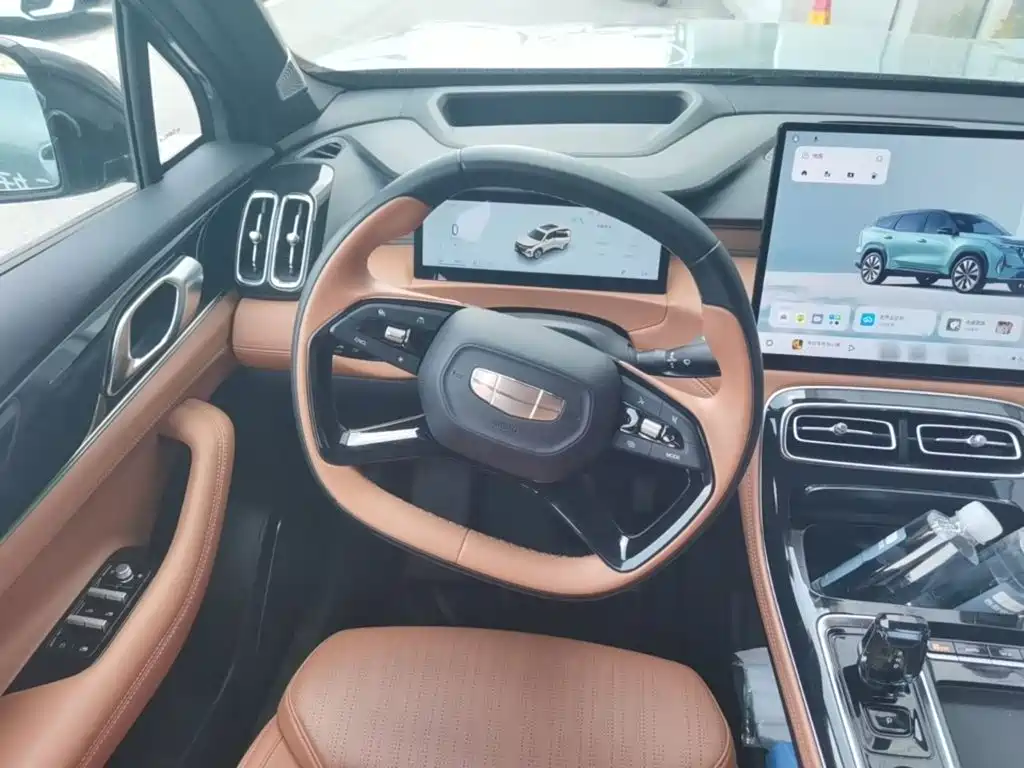 Geely Boyue L — миниатюра 15