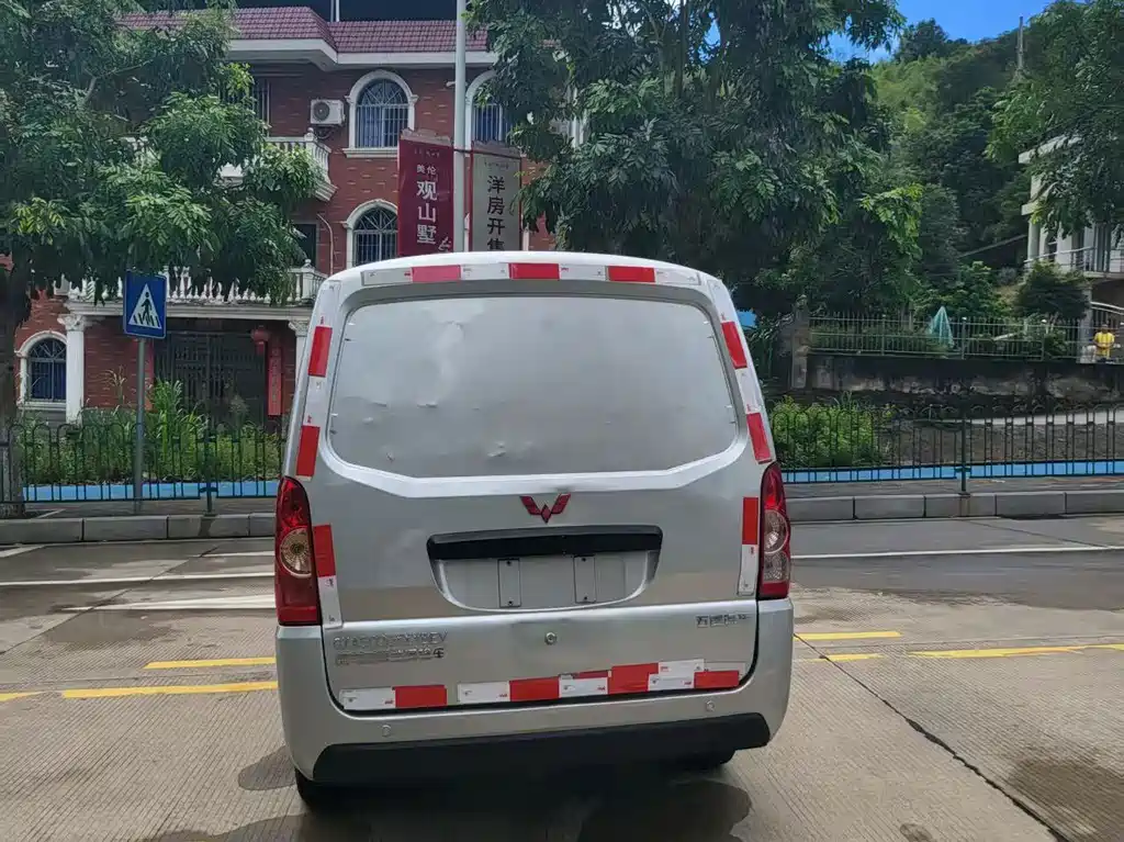 Wuling Rongguang EV — миниатюра 12