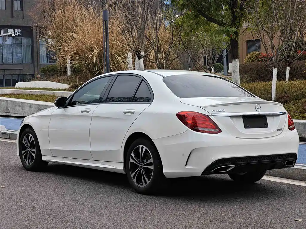 MERCEDES-BENZ C CLASS