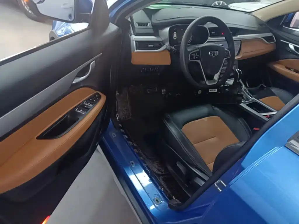 Geely Vision S1 — миниатюра 16