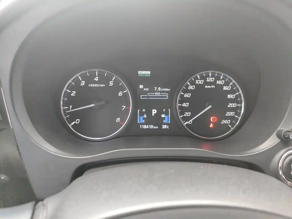 Mitsubishi Outlander — миниатюра 7