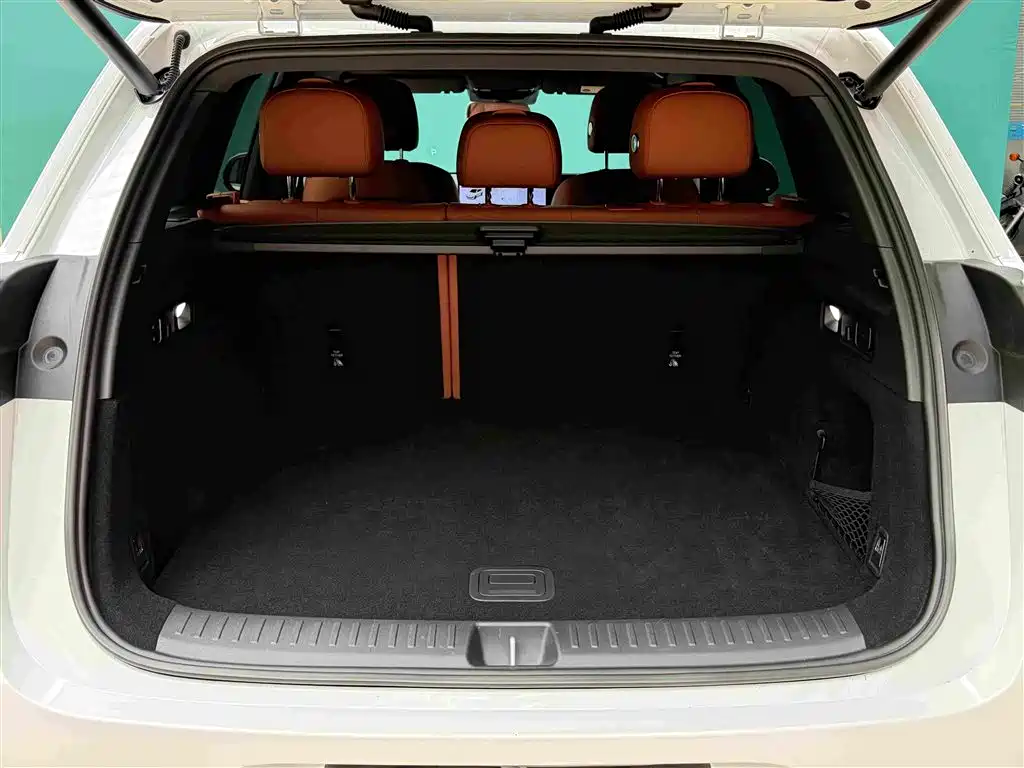 Li Auto Li L6 — миниатюра 10