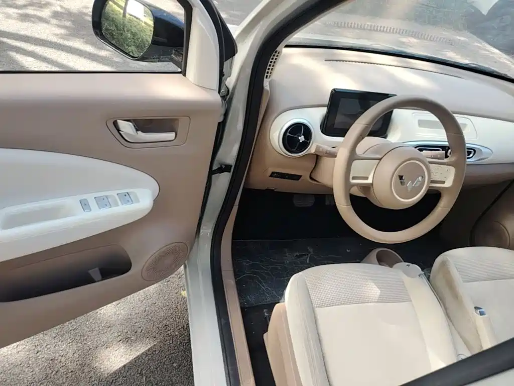 Wuling MINIEV — миниатюра 16