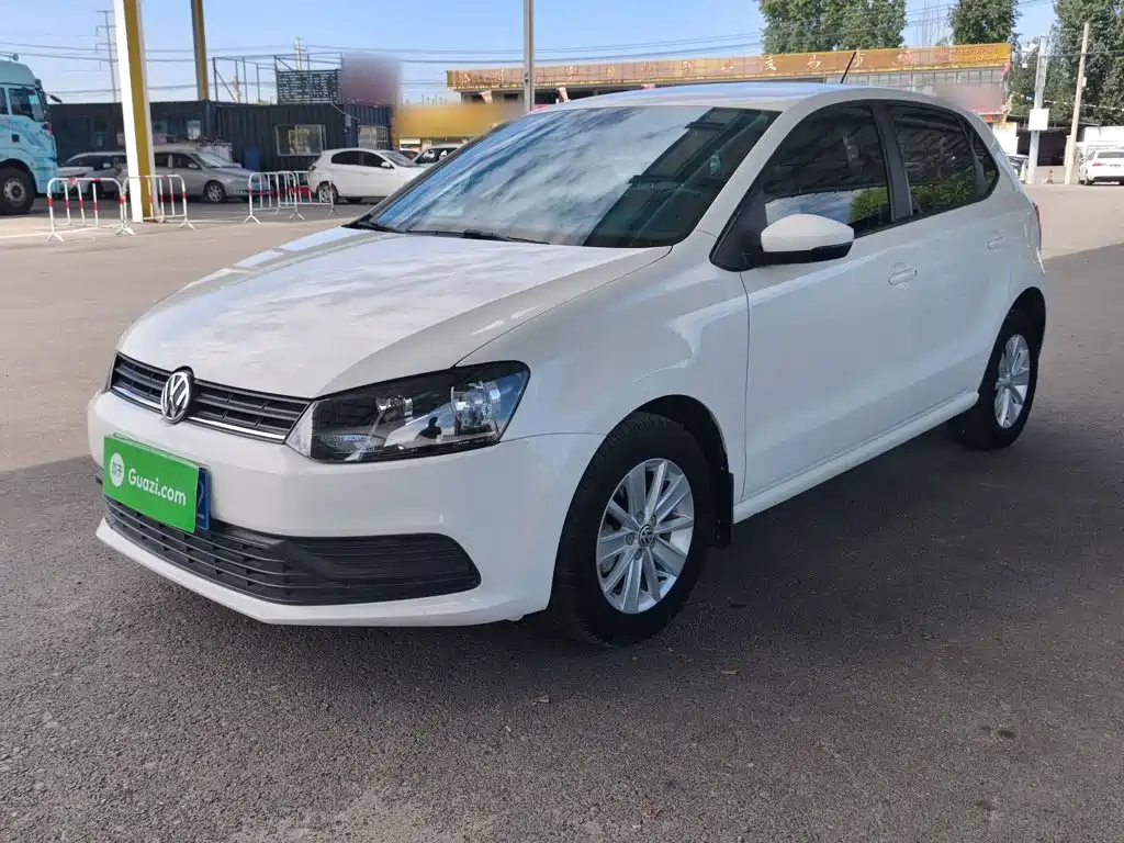Volkswagen Polo — миниатюра 2