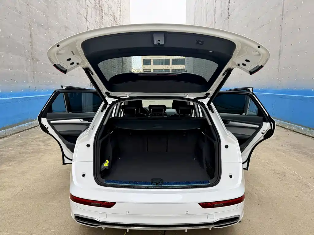 Audi Q5L — миниатюра 18