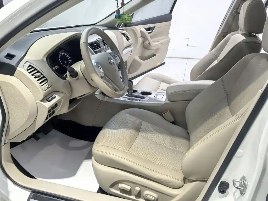 Nissan Teana — миниатюра 7