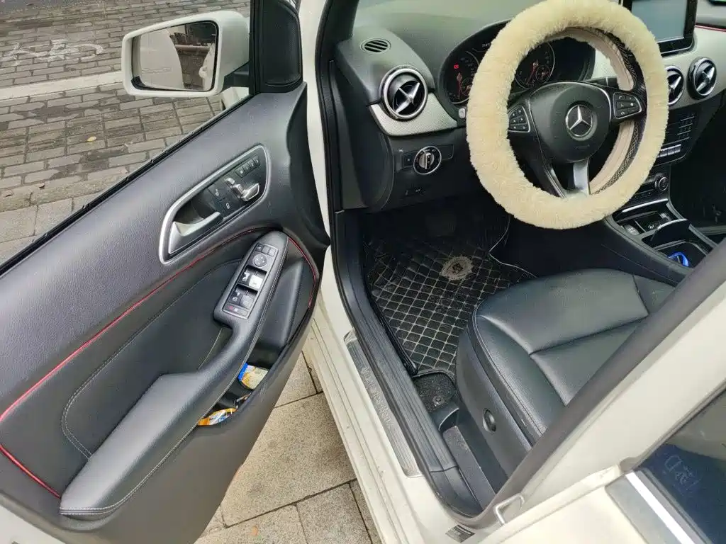 Mercedes-Benz B-Class — миниатюра 14