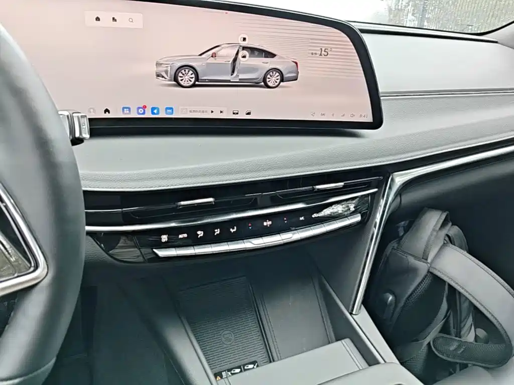 Cadillac CT6 — миниатюра 13