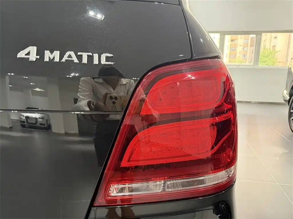 Mercedes-Benz GLK-Class — миниатюра 12