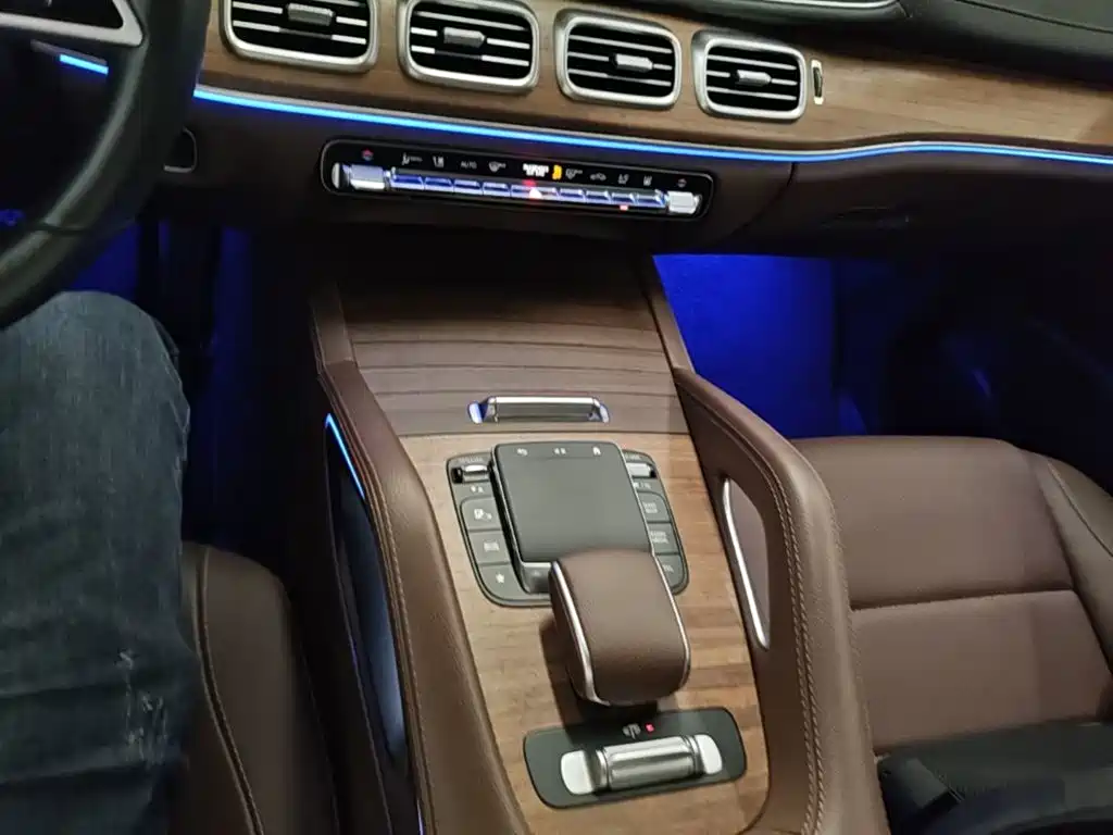 Mercedes-Benz GLE New Energy — миниатюра 14