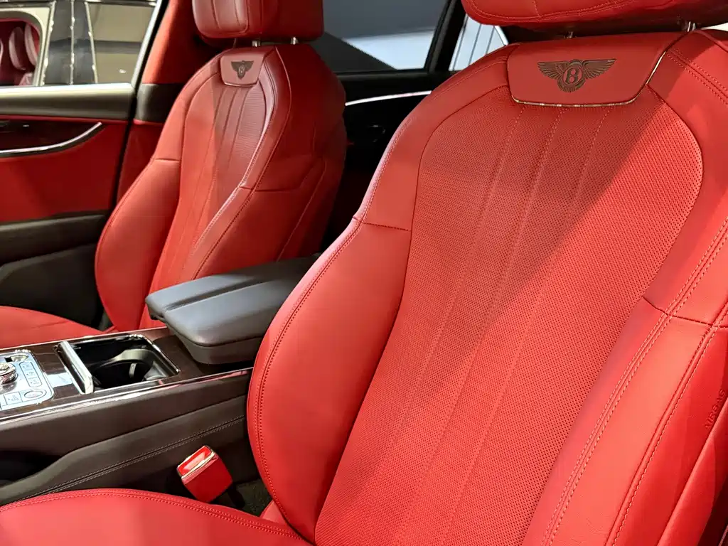 Bentley Flying Spur — миниатюра 9