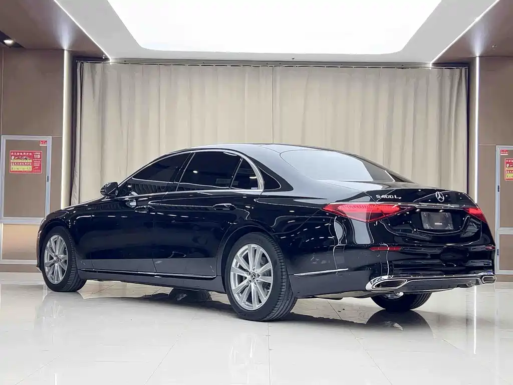 Mercedes-Benz S-Class — миниатюра 12