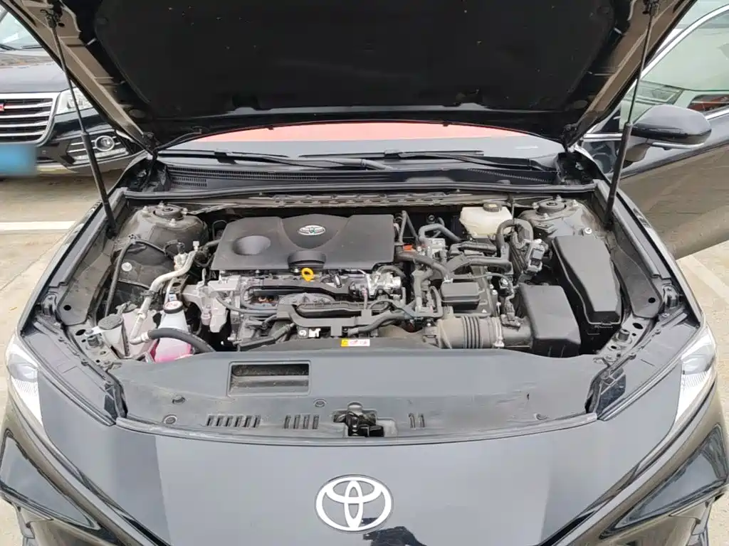 Toyota Camry — миниатюра 20