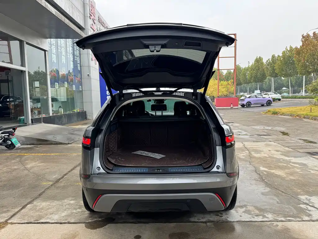 Land Rover Velar — миниатюра 10