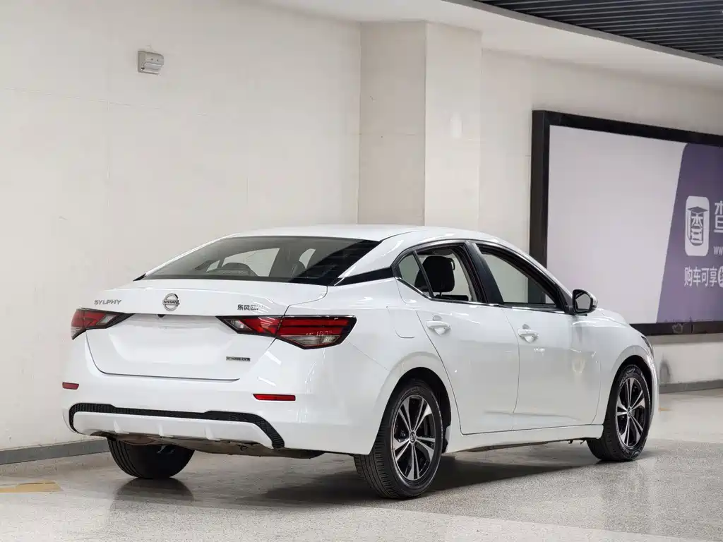 Nissan Sylphy — миниатюра 9
