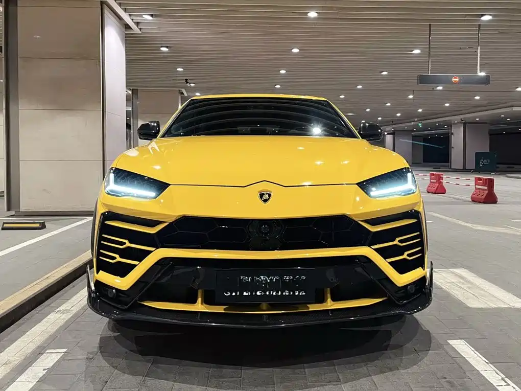 Lamborghini Urus — миниатюра 2
