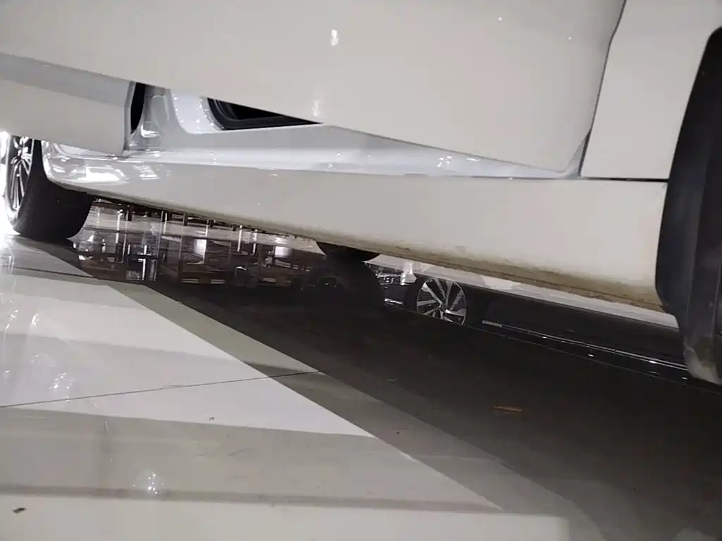 Roewe i5 — миниатюра 21