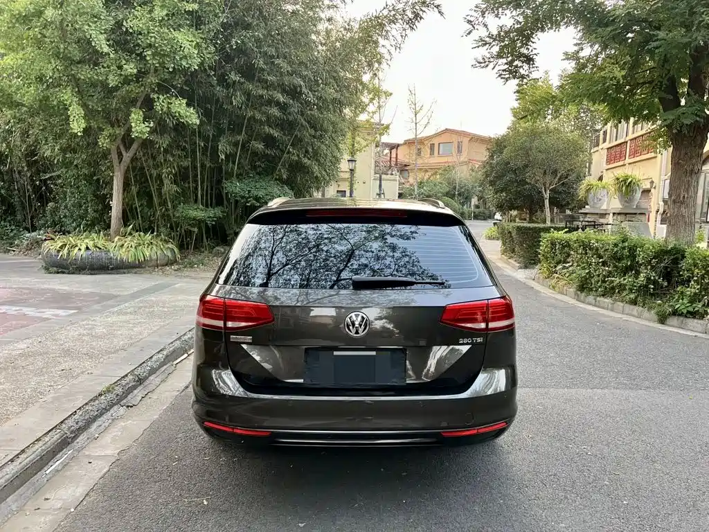 Volkswagen Viloran — миниатюра 10