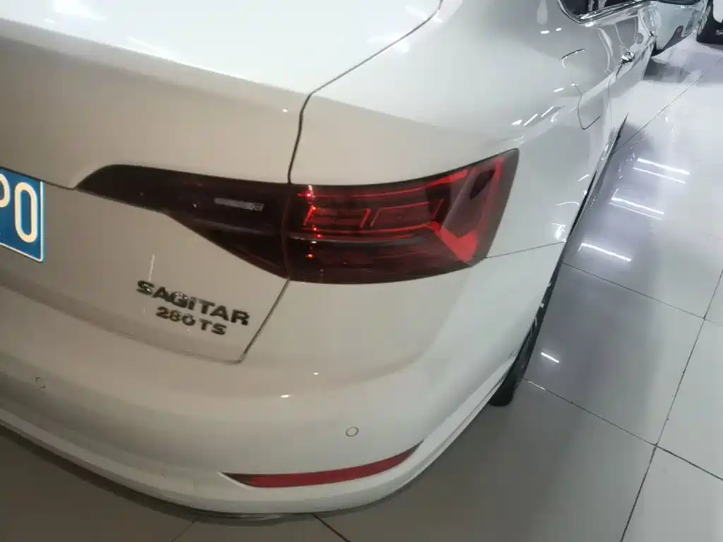 Volkswagen Sagitar — миниатюра 8