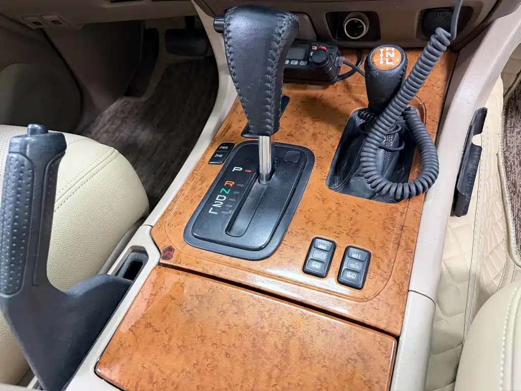 Toyota Land Cruiser — миниатюра 13