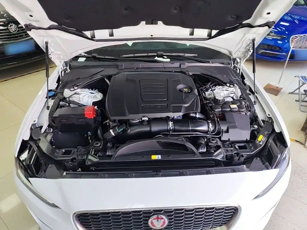 Jaguar XEL — миниатюра 20