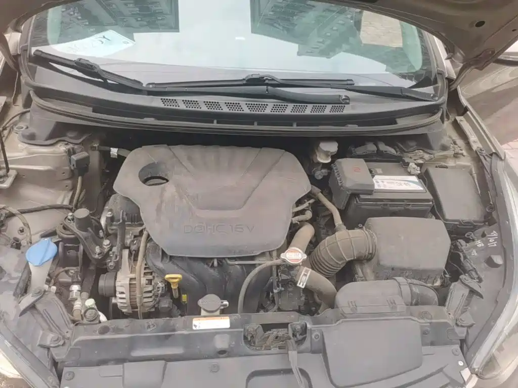 Hyundai Elantra Langdong — миниатюра 20