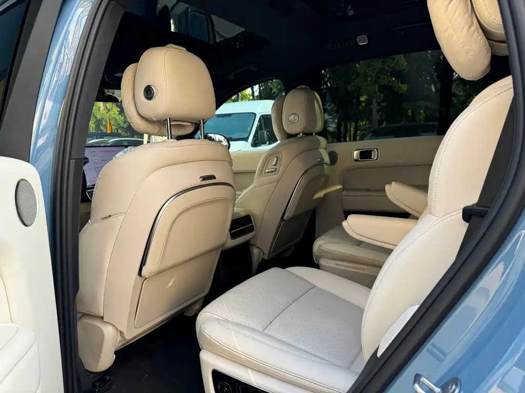 Li Auto Li L8 — миниатюра 5