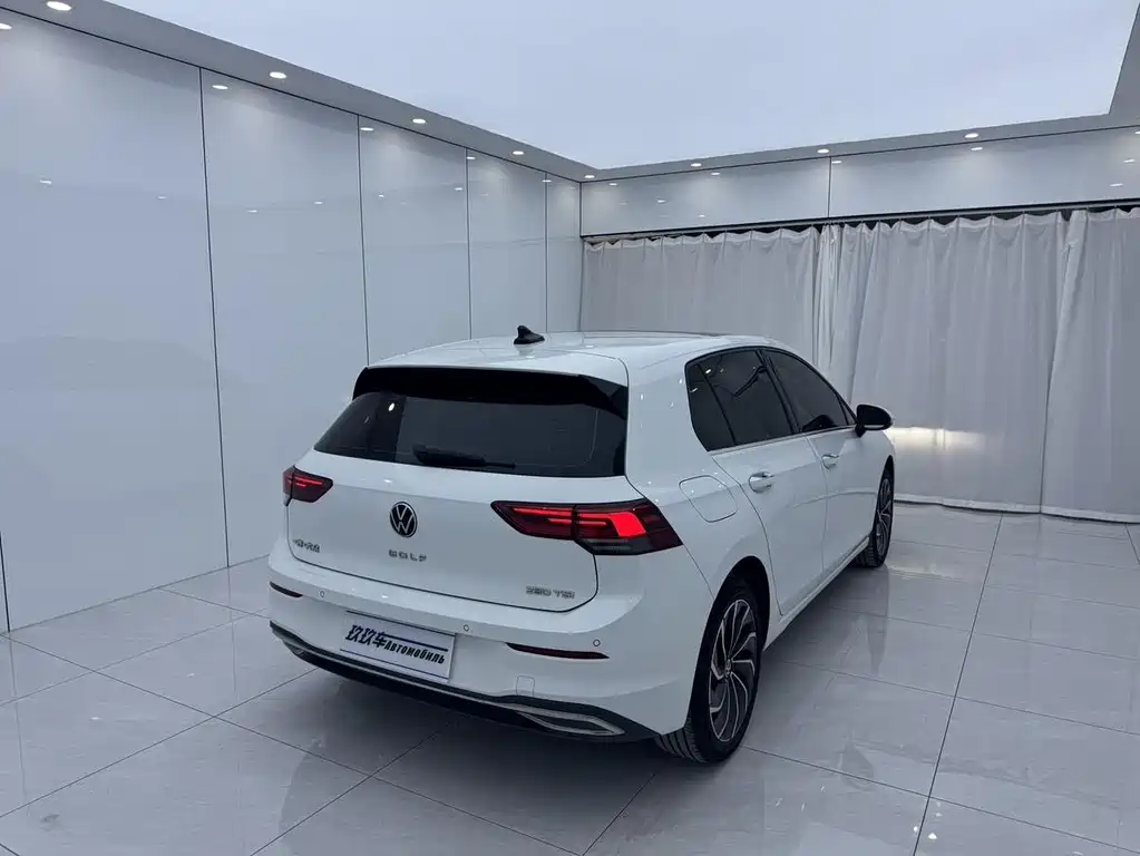 Volkswagen Golf — миниатюра 4