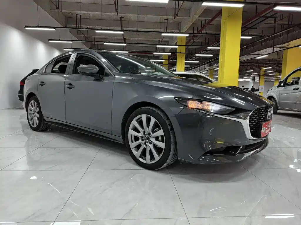 Mazda 3 Axela — миниатюра 3
