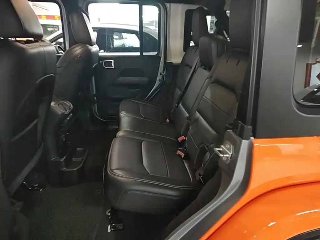 Jeep Wrangler — миниатюра 17