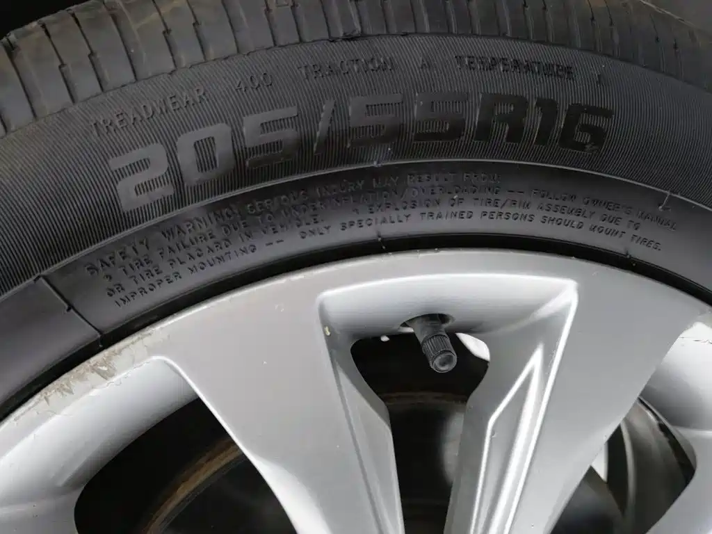 Hyundai Elantra Langdong — миниатюра 24