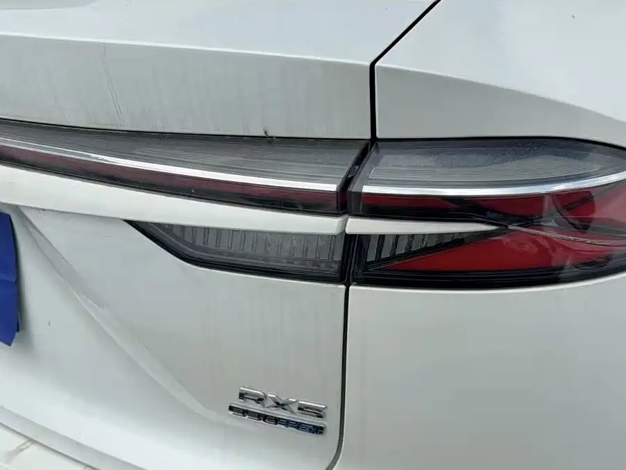 Roewe RX5 — миниатюра 4