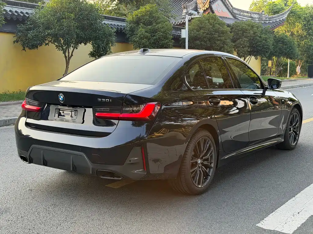 BMW 3 Series — миниатюра 7