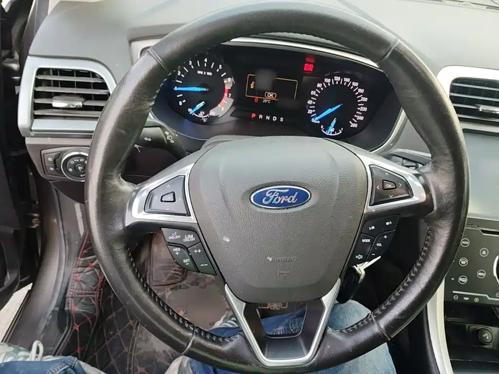 Ford Mondeo — миниатюра 11