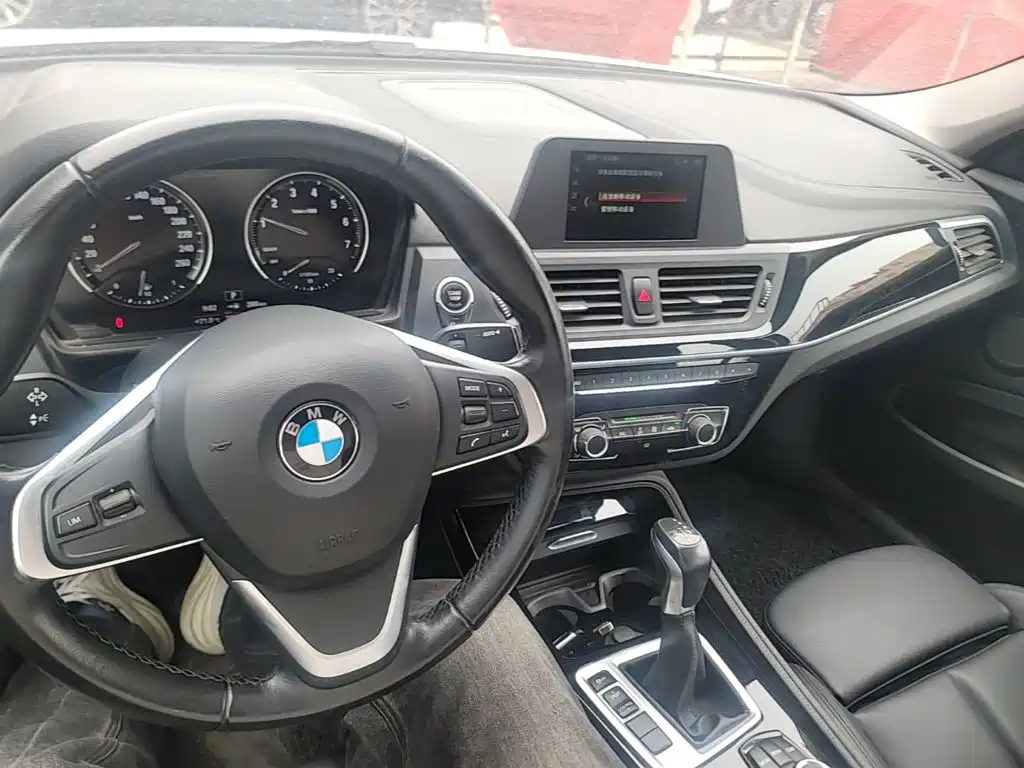 BMW 1 Series — миниатюра 10