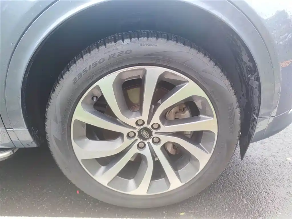Land Rover Discovery Sport — миниатюра 6