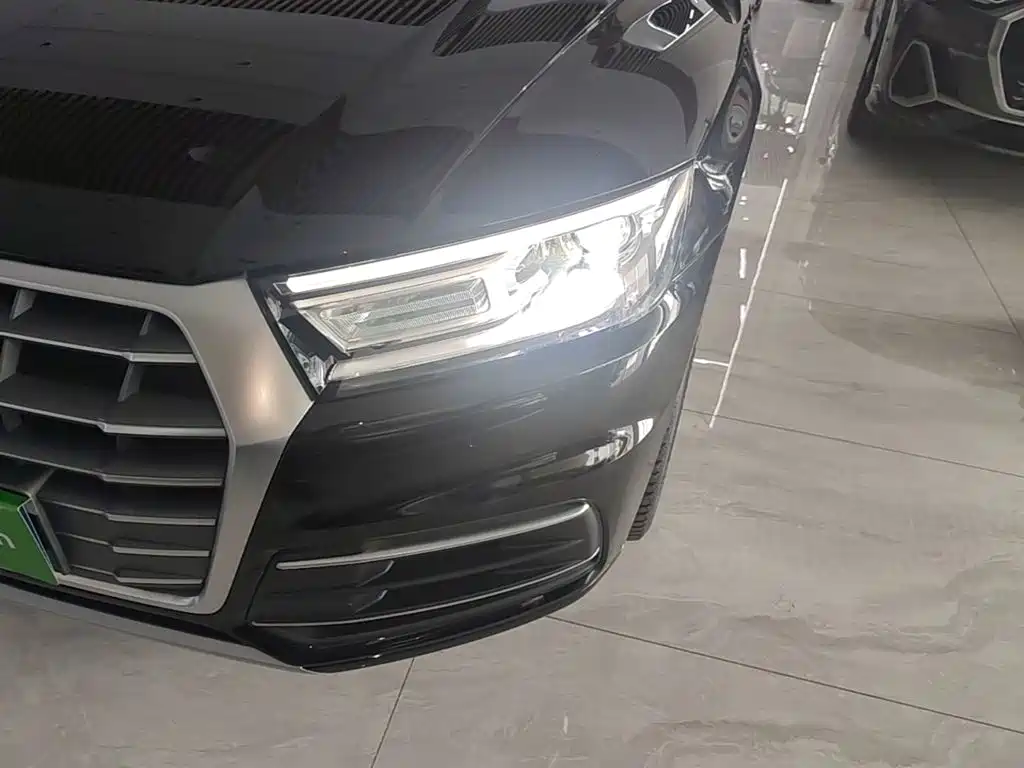 Audi Q5L — миниатюра 24